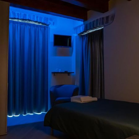 Dimora Del Corso Hotel Rotonda Cameră foto
